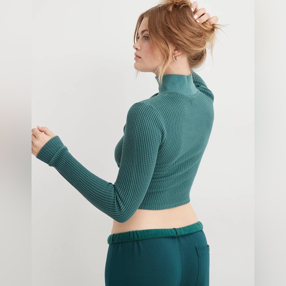 Aerie Blizzard Waffle Mockneck T-Shirt - Picture 3 of 5